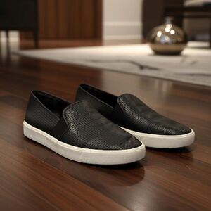 VINCE Warren Black Shoes